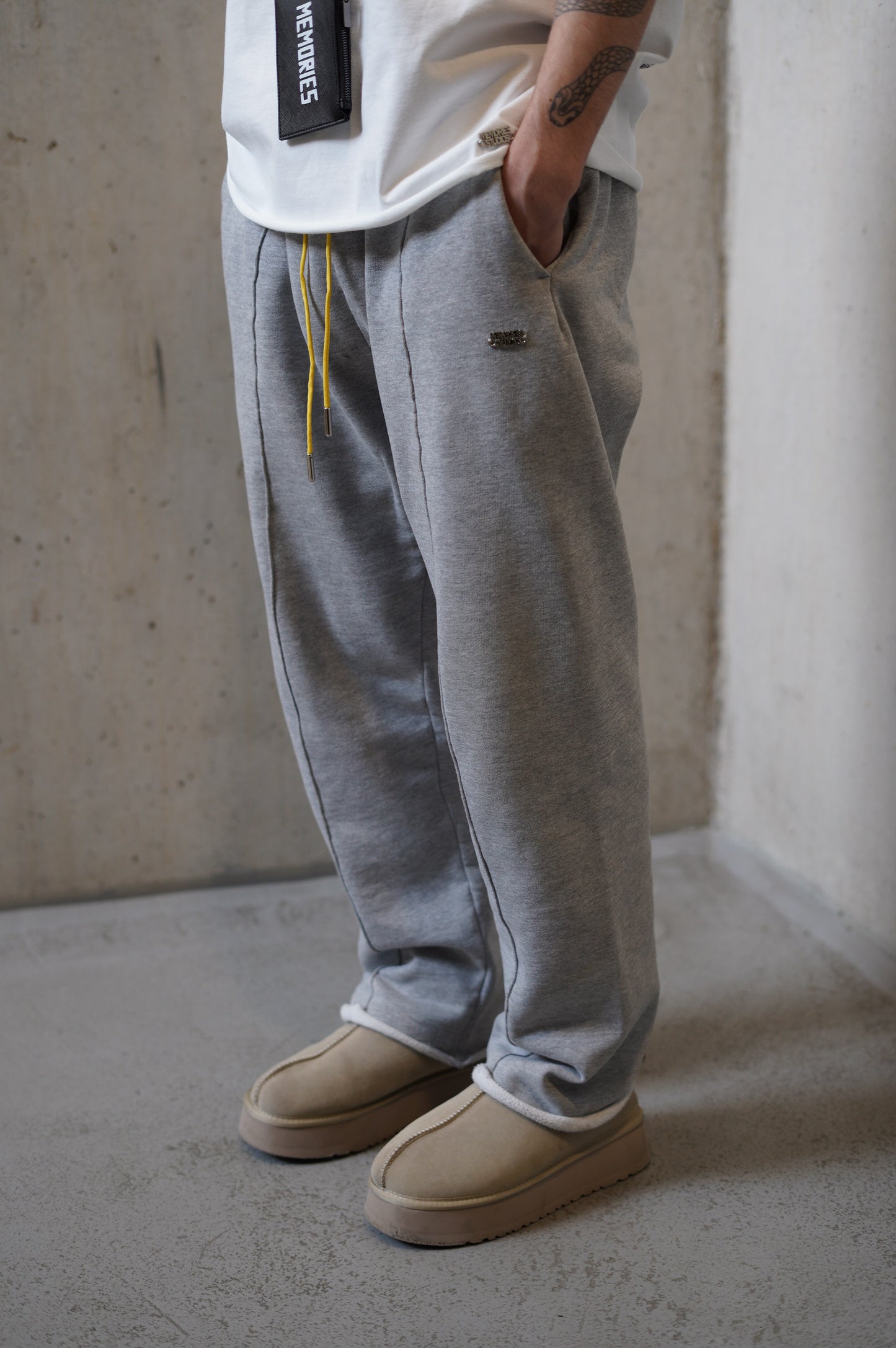 90'S TRACKPANTS - GREY
