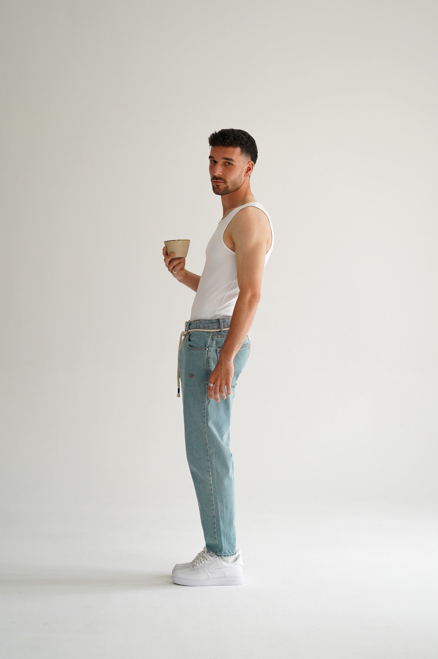 90'S ESSENTIALS JEANS