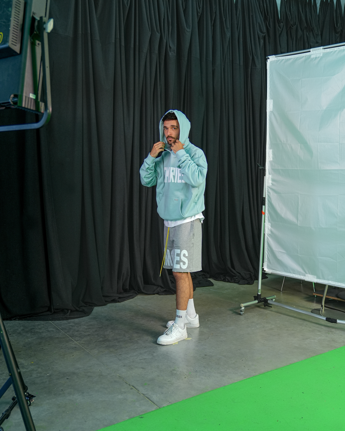 MEMORIES ESSENTIALS HOODIE - OCEAN BLUE