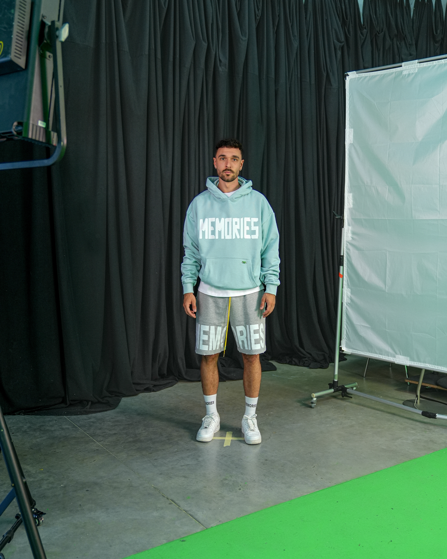 MEMORIES ESSENTIALS HOODIE - OCEAN BLUE