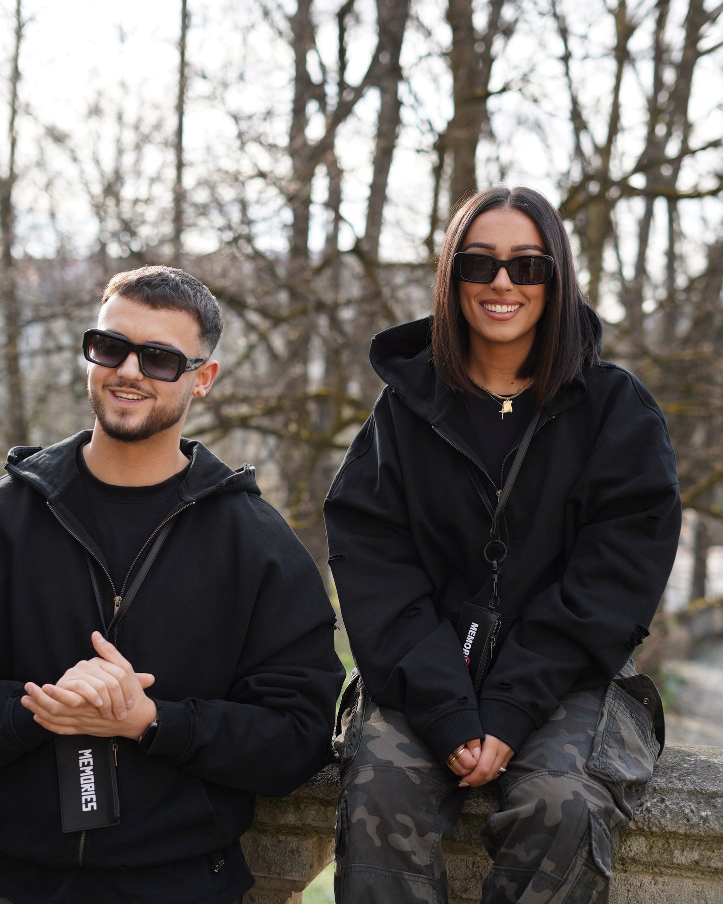 90'S DESTROYED ZIP - BLACK