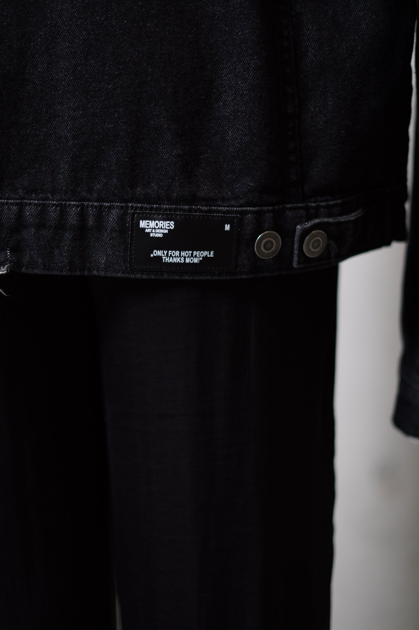 PROPERTY OF MEMORIES DENIMJACKET - BLACK