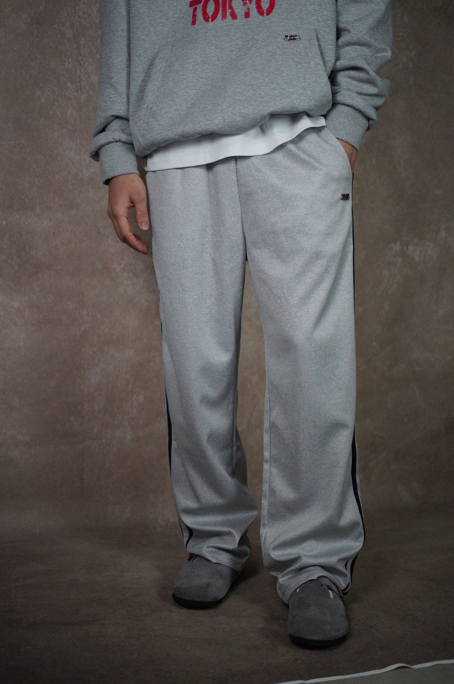 TOKYO TRACKPANTS - GREY