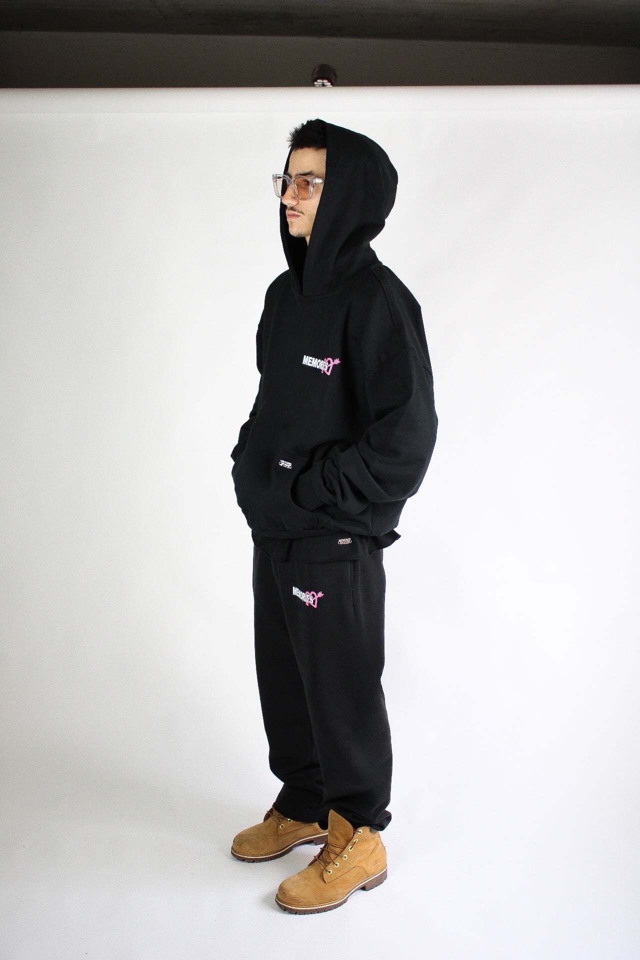 LATE NIGHT TALKS HOODIE - BLACK