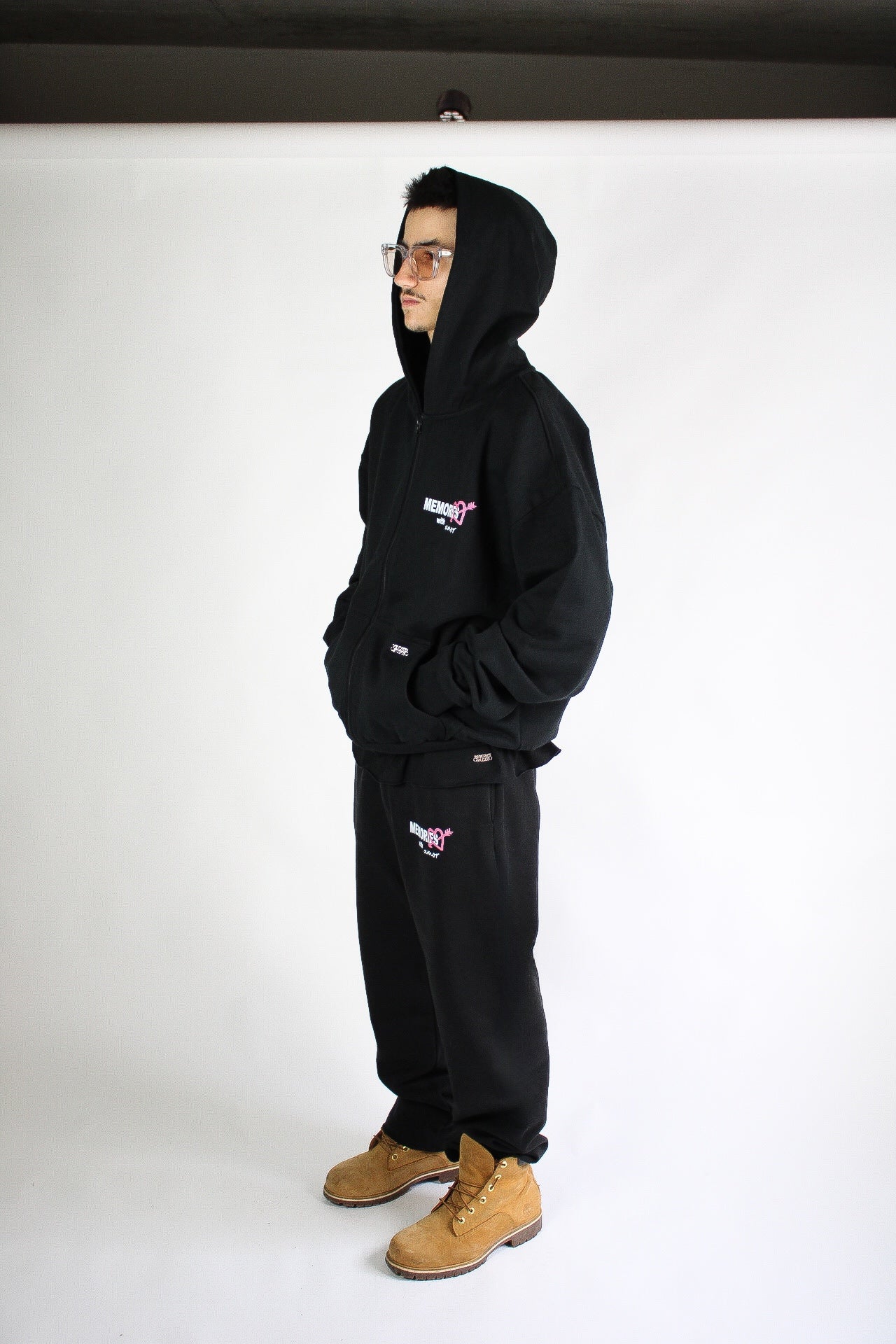 LATE NIGHT TALKS ZIP HOODIE - BLACK