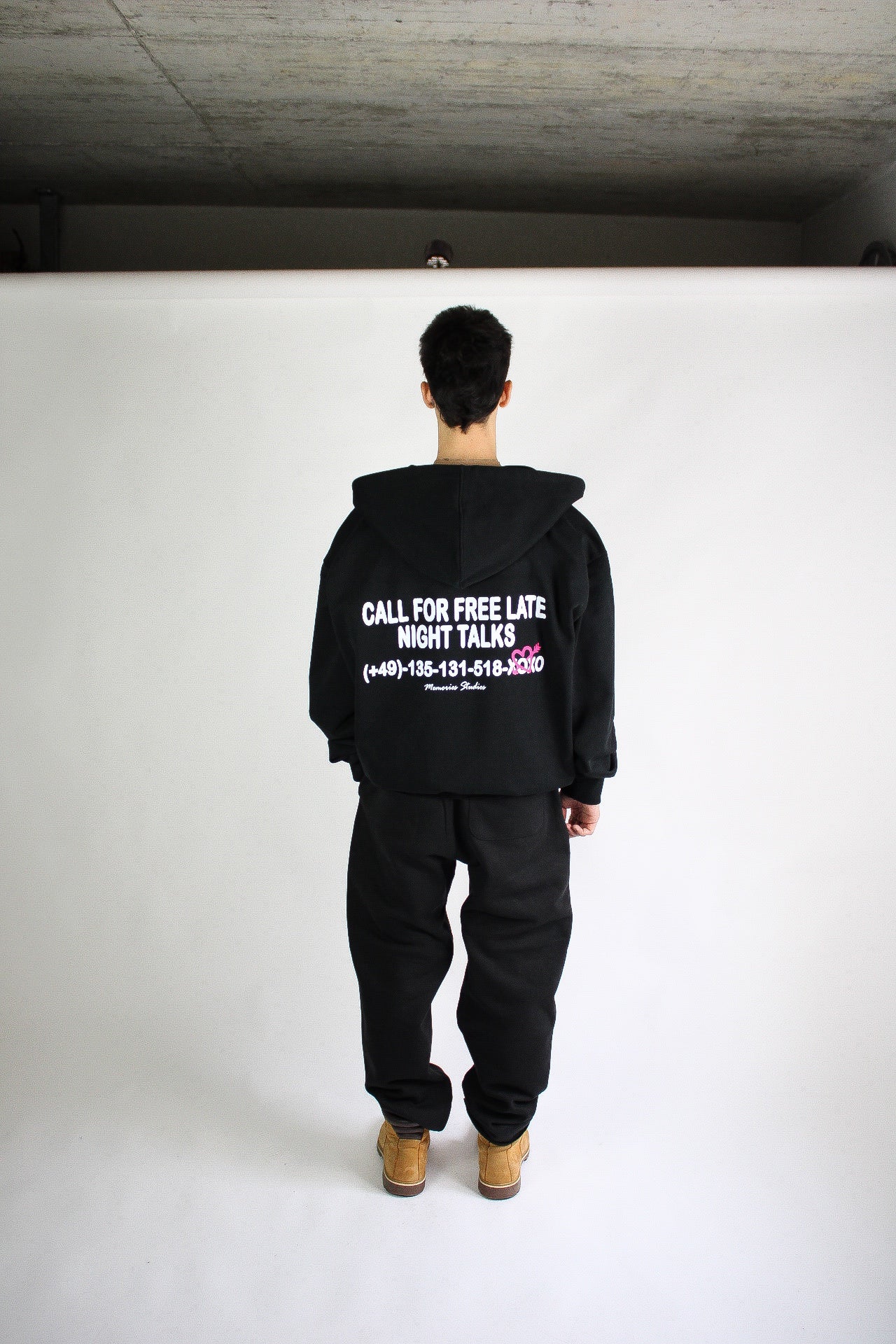 LATE NIGHT TALKS ZIP HOODIE - BLACK