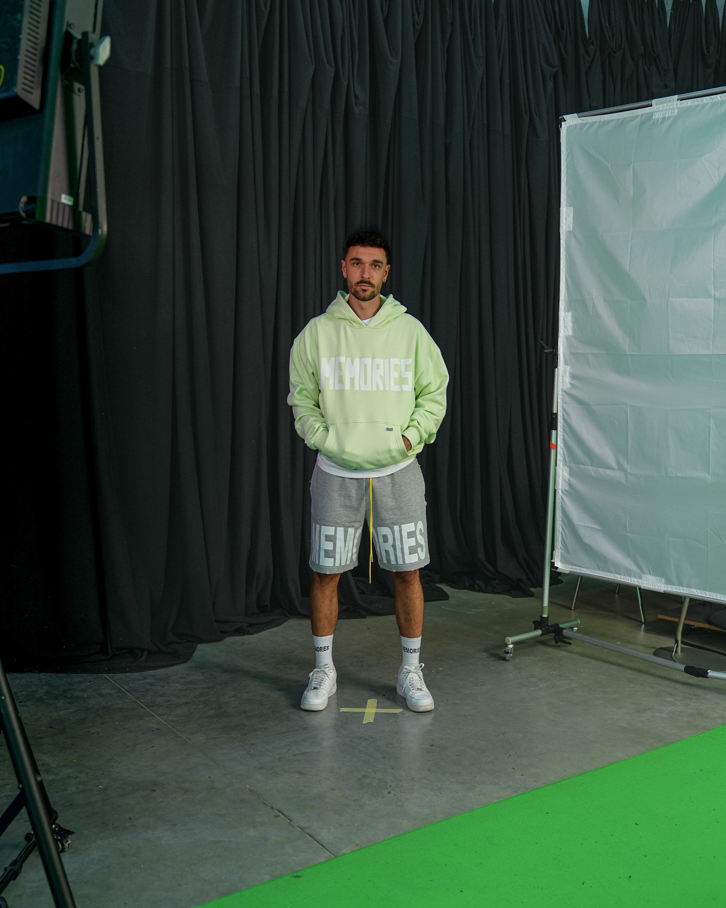 MEMORIES ESSENTIALS HOODIE - MINT GREEN