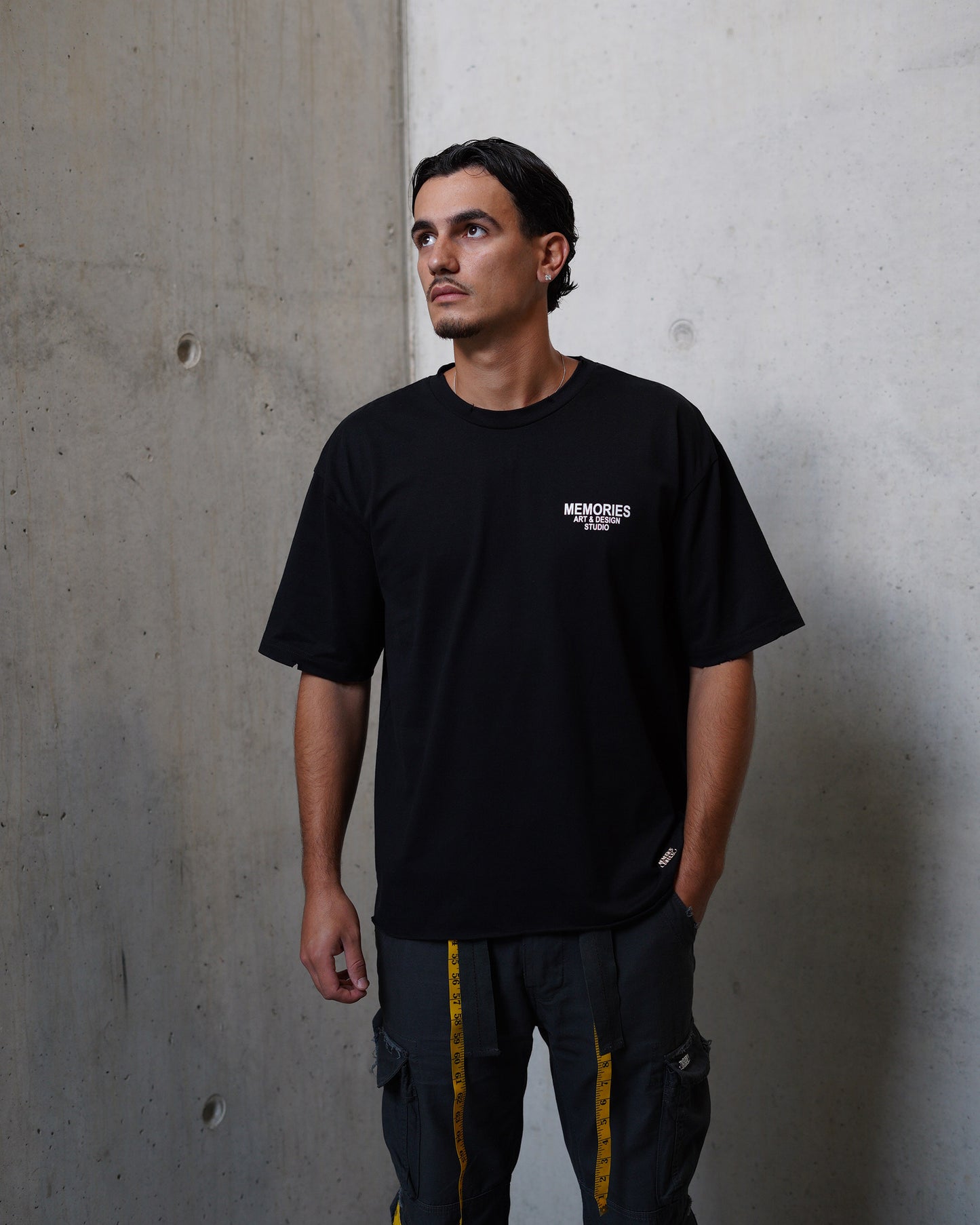 ONE LIFE TEE - BLACK GREEN
