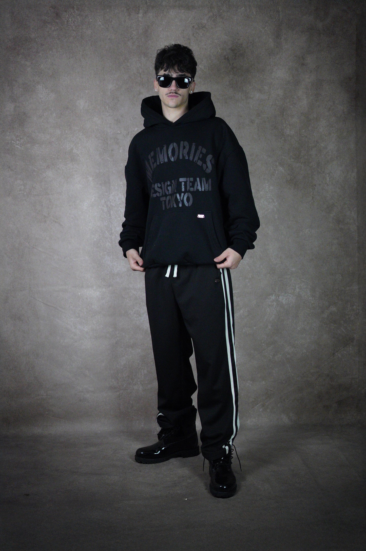 TOKYO TRACKPANTS - BLACK